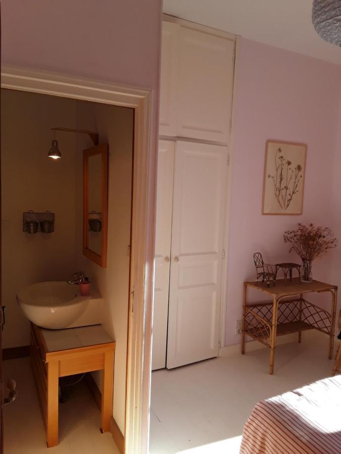 Les Chambres Du Logis Du Chatelier Бресюр Екстериор снимка